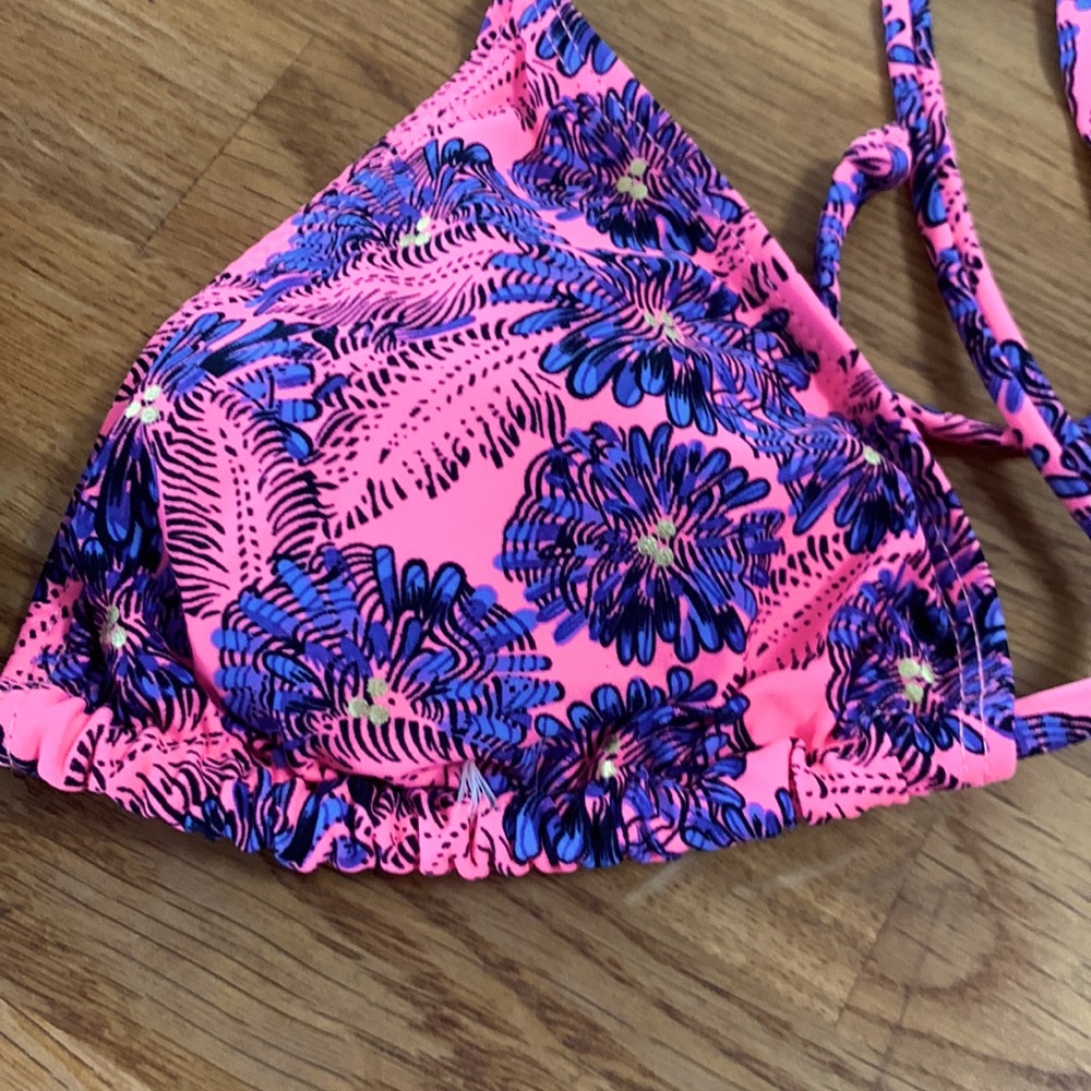 Bikini top! - Picture 2 of 2